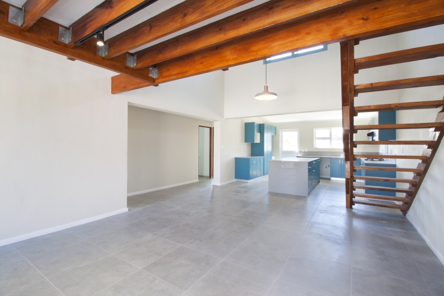 To Let 2 Bedroom Property for Rent in Capri Western Cape